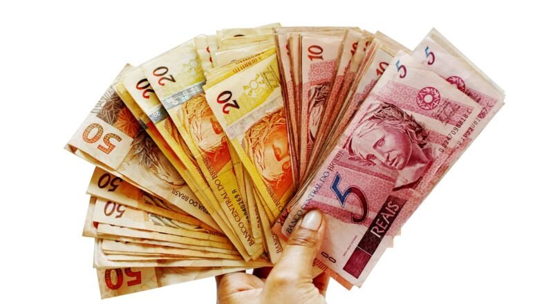 ballots, money, real-1195013.jpg